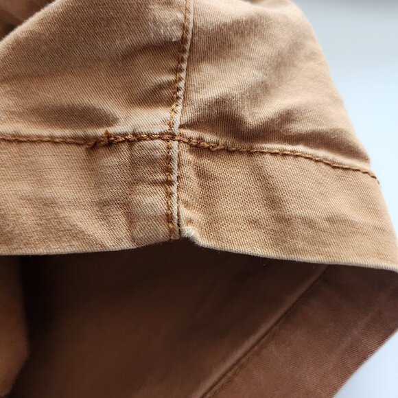 Old Navy caramel brown cotton cargo shorts - Picture 5 of 10